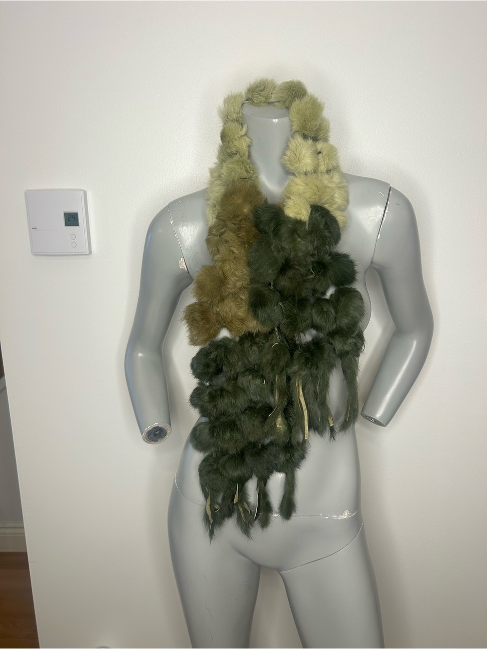 Gorgeous Olive Gradient rabbit Fur Pom Pom Scarf ❤️52x5